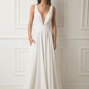 Lihi Hod Julia Wedding Dress - size 2, sample, unaltered
